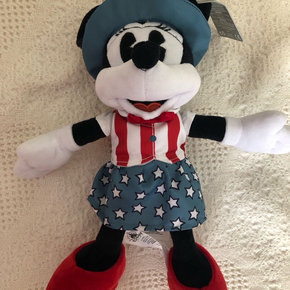Disney Minnie Mouse Plush Toy - Red, White, and Blue